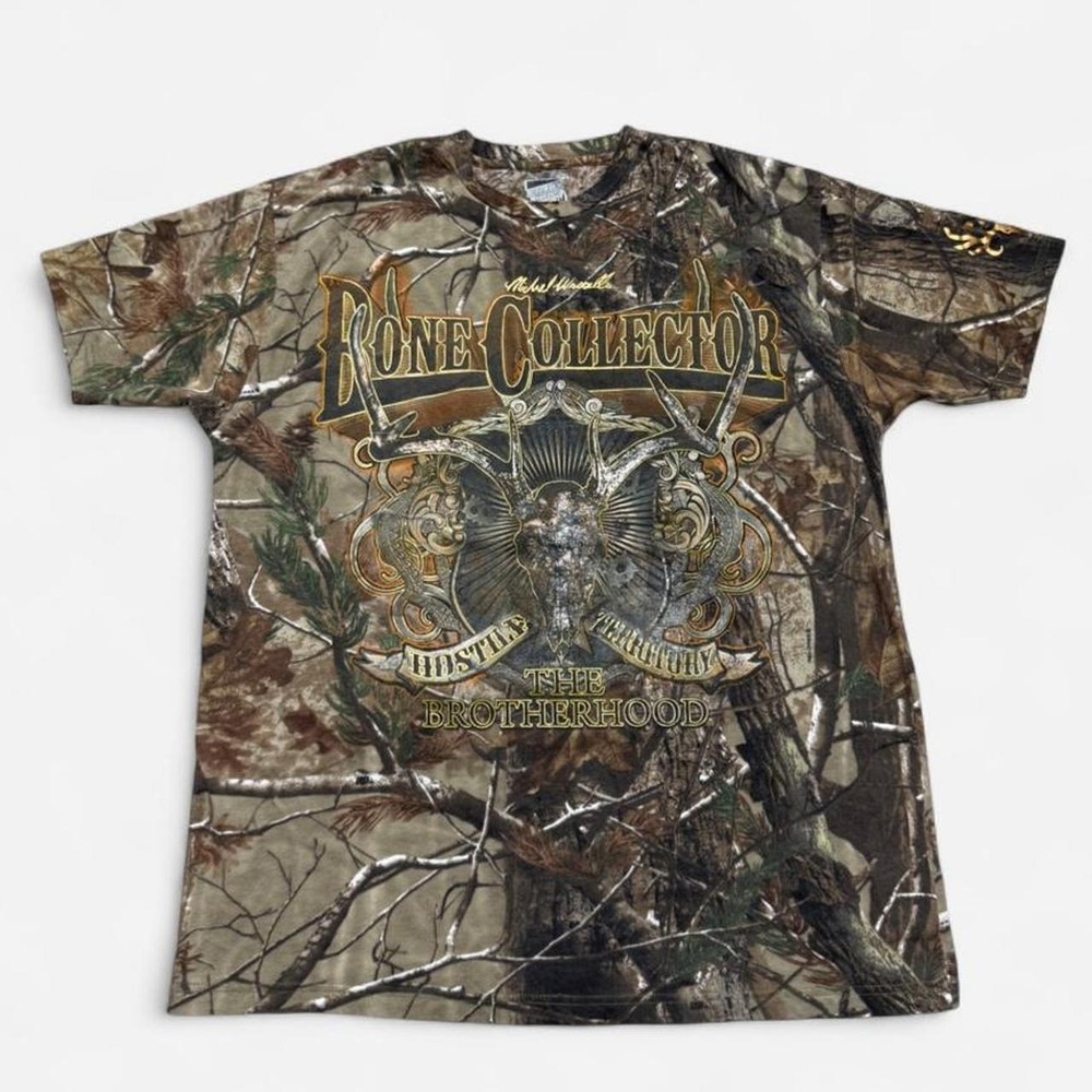 Y2K Paramount Outdoors Realtree Camo T-Shirt with 'BONE COLLECTOR' size XL